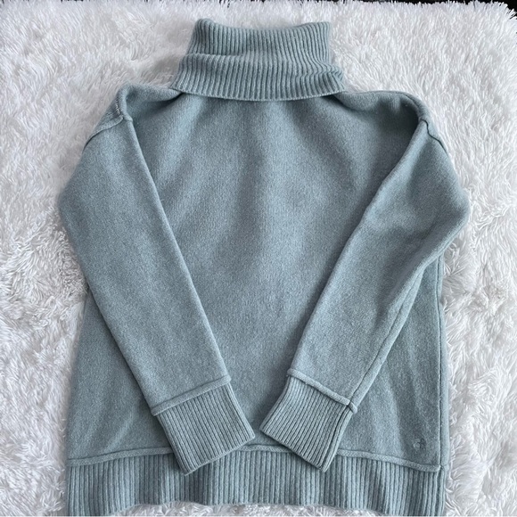 Sweaty Betty | Elevate Mountain Wool / Yak Turtleneck Sweater - Picture 4 of 10